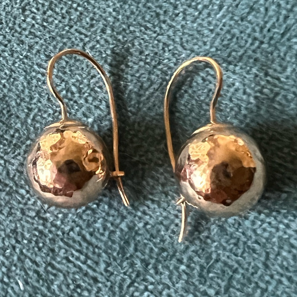 Elegant Gold Drop Earrings